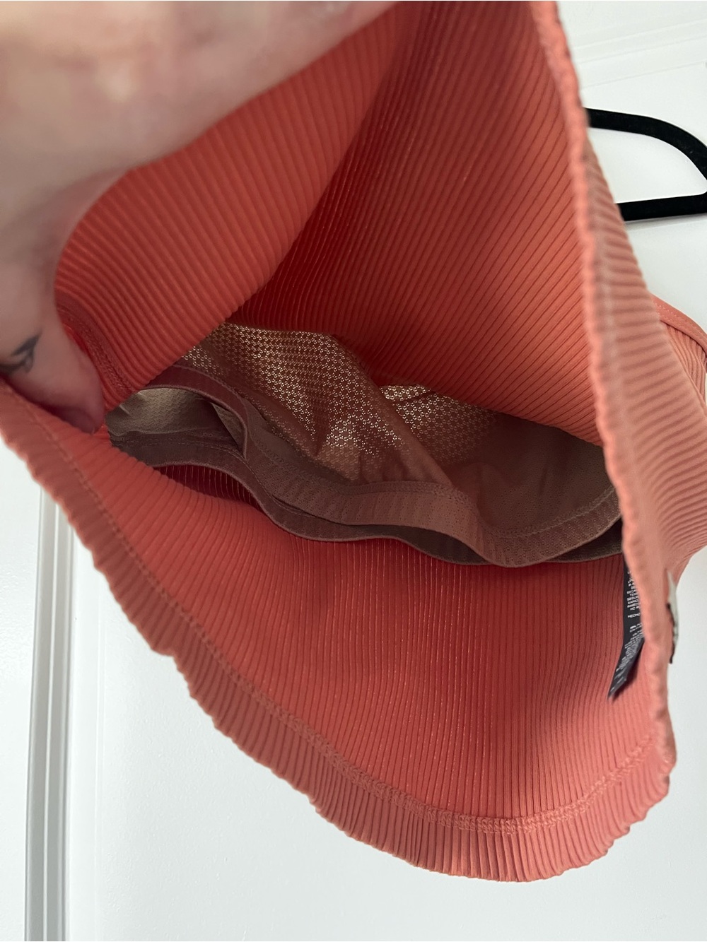Vuori Ribbed V-Neck Tank in Rust - Picture 3 of 6